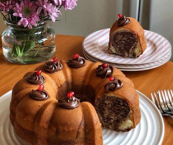 عکس کیک کاکائویی ساده