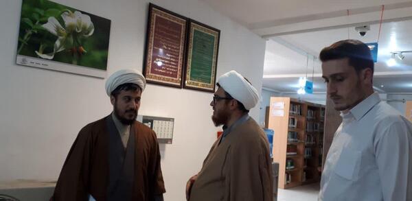 عکس امین ذکاوت