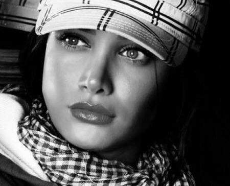 عکس تینا اخوندتبار