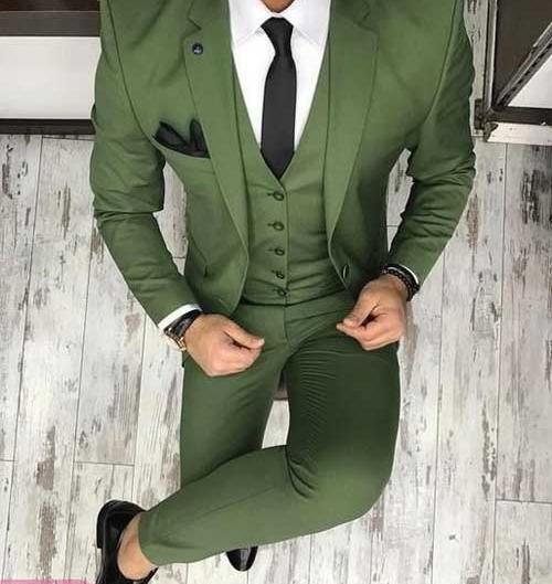 عکس پسر خوش تیپ با کت شلوار