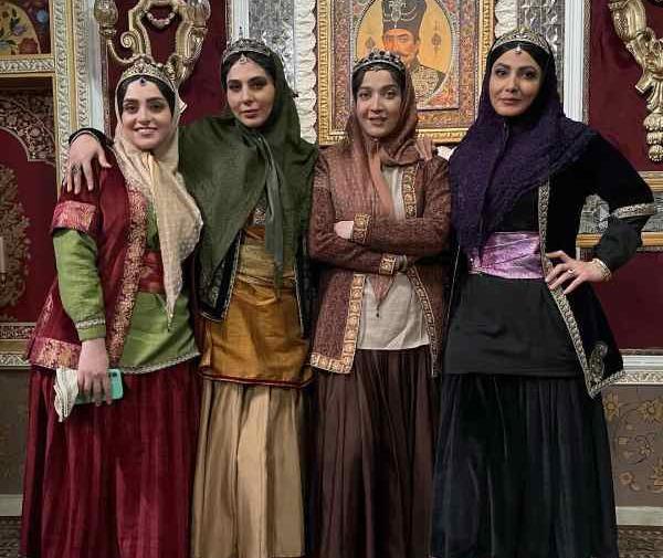 اولین عکس جیران با ناصرالدین شاه