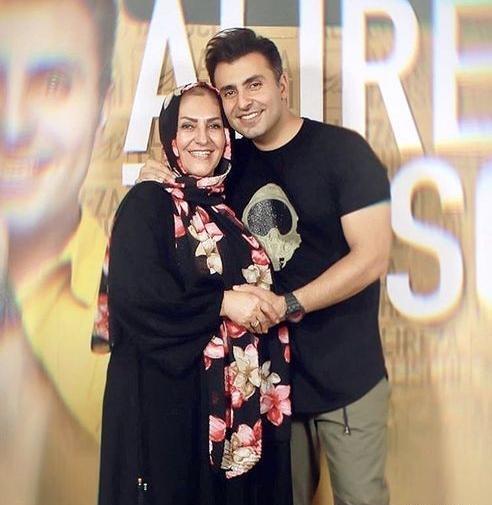 عکس ماشین علیرضا طلیسچی