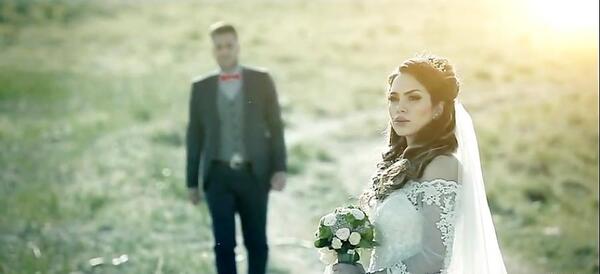 عکس عروس و داماد ایرانی در باغ