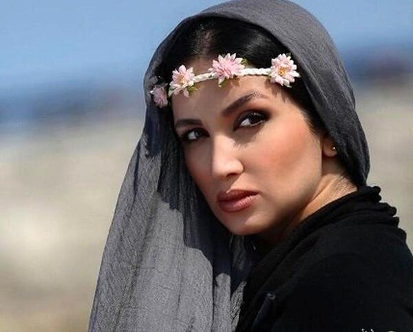 عکس روناک یونسی در سریال آخرین بازی