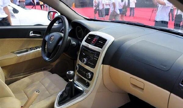 عکس ماشین برلیانس h320 1 5 دنده ای