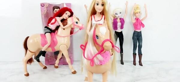 عکس باربی اسب سوار
