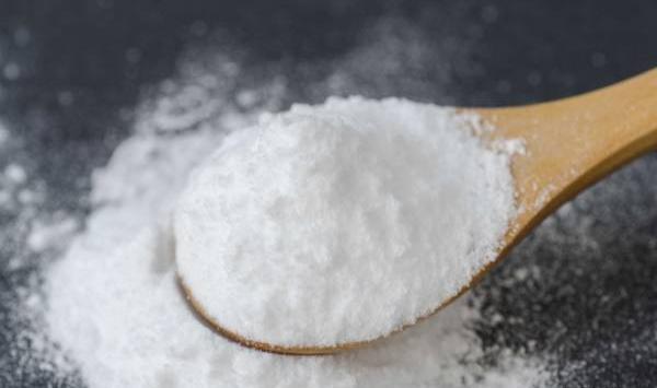 عکس سفیدی زیر بغل