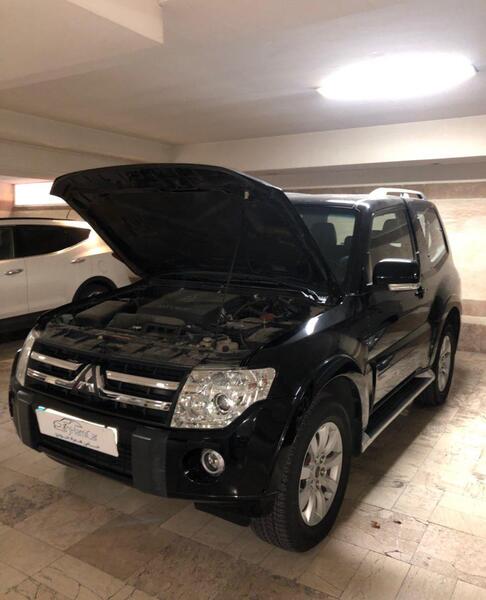 عکس ماشین mitsubishi pajero2door