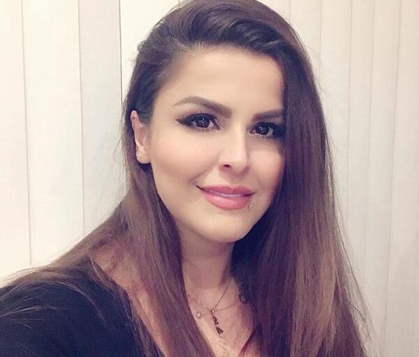 عکس سحر مقدس در ایران