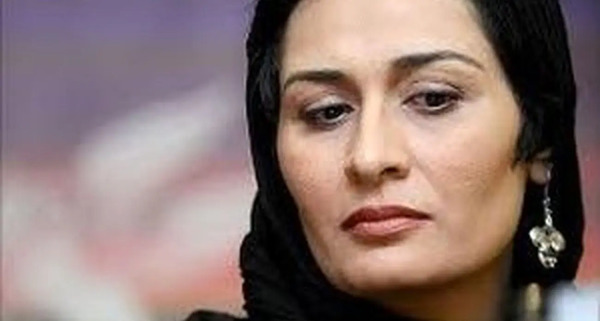 عکس دختر ضبط