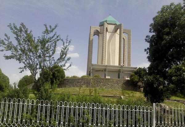 عکس باباطاهر همدانی