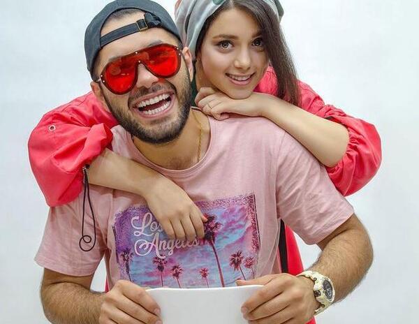 عکس سارا مقربی با همسرش