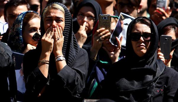 عکس همسر بهنام صفوی در خاکسپاری