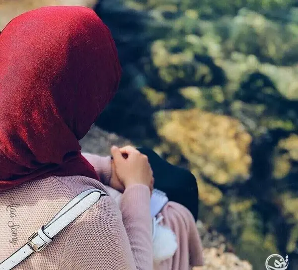 ژست عکس با چفیه دخترانه