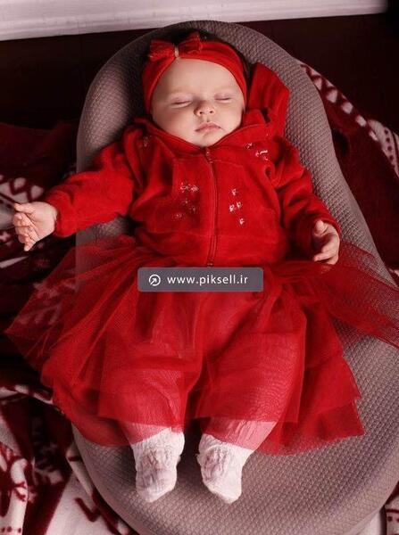 عکس لباس قرمز کودک