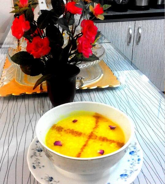 عکس ساده ی زرد