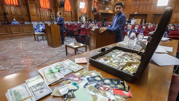عکس محسن صالحی بانک مرکزی