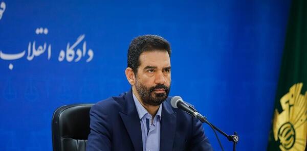 عکس محسن صالحی بانک مرکزی