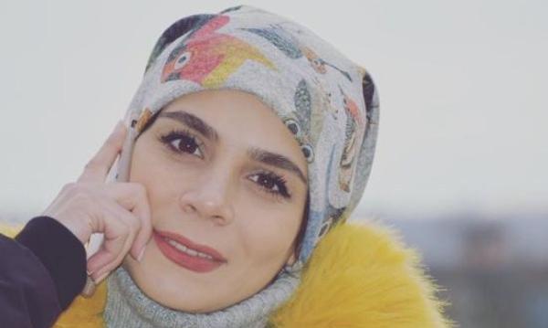 عکس مجری برنامه ی مل مل