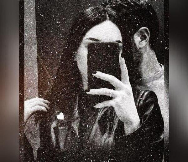 عکس فیک دختر جلو اینه