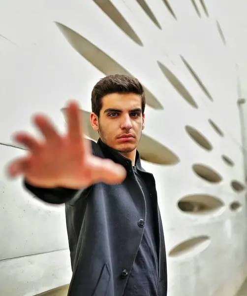 عکس جواد جوادی در بچه مهندس