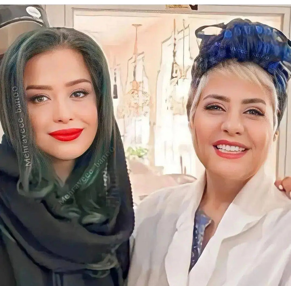 عکس رابعه اسکویی در خارج کشور