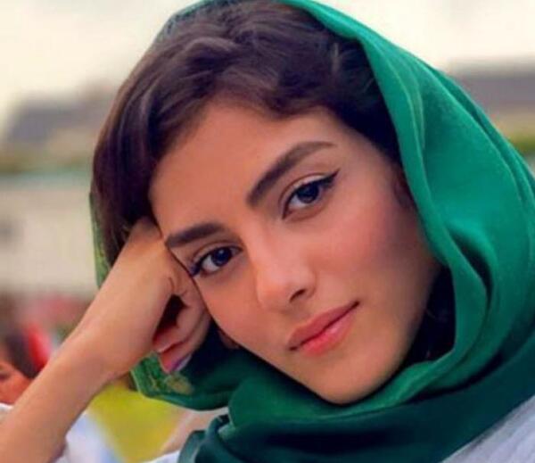 عکس حدیث پورعابدینی