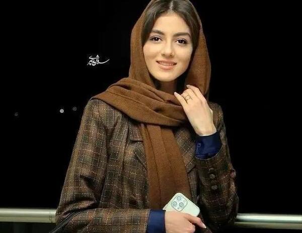 عکس حدیث پورعابدینی