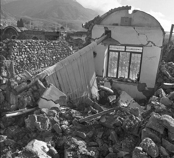 عکس از زلزله حتکن