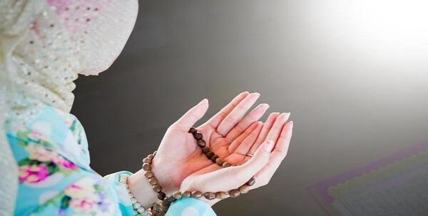 عکس در حال قنوت