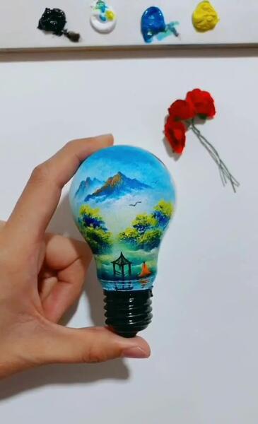 عکس نقاشی زیبا لامپ