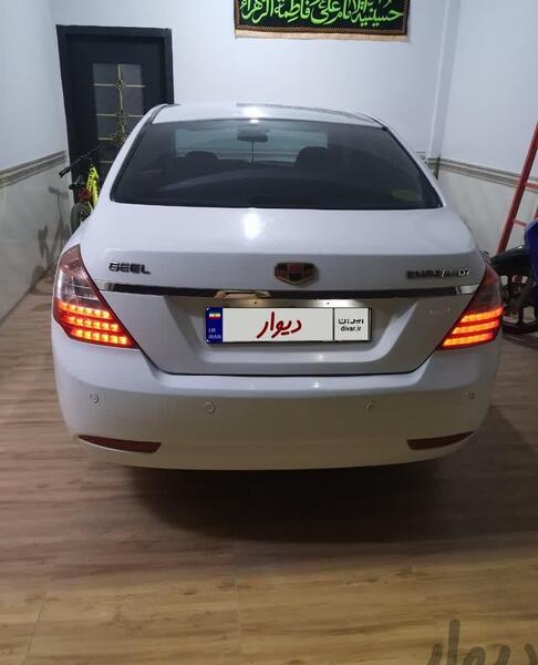 عکس ماشین جیلی رنگ سفید
