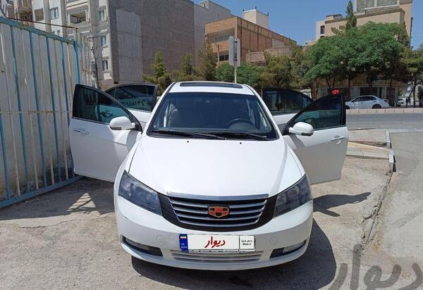 عکس ماشین جیلی رنگ سفید