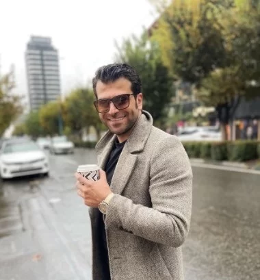 عکس روزبه حصاری اینستا