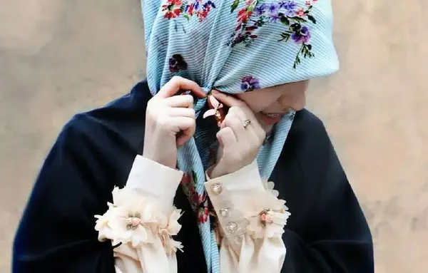 عکس بی حجاب حنانه احدی