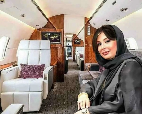 عکس گربه ی نیوشا ضیغمی