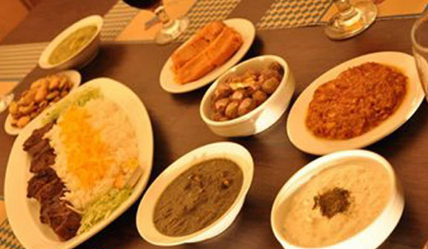 عکس از رستوران زعفران طلایی خرم آباد