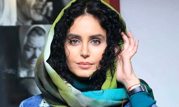 عکس الناز شاکردوست در گل یخ