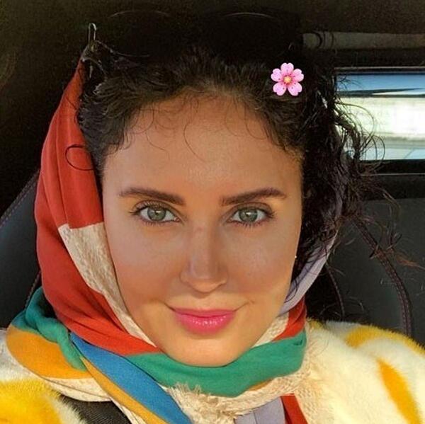 عکس الناز شاکردوست در گل یخ