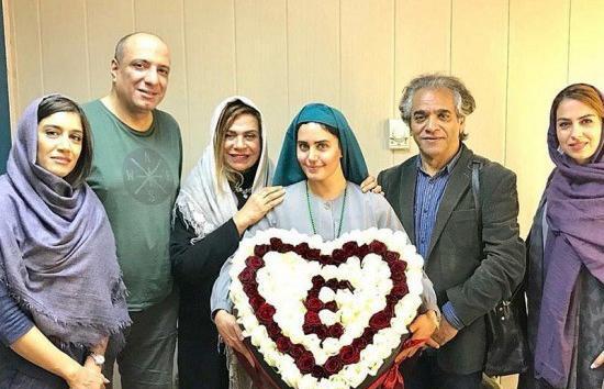 عکس الناز شاکردوست در گل یخ