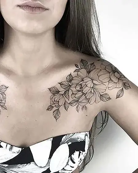 عکس طرح تاتو گل روی شانه