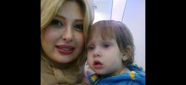 عکس نیوشا ضیغمی در خارج