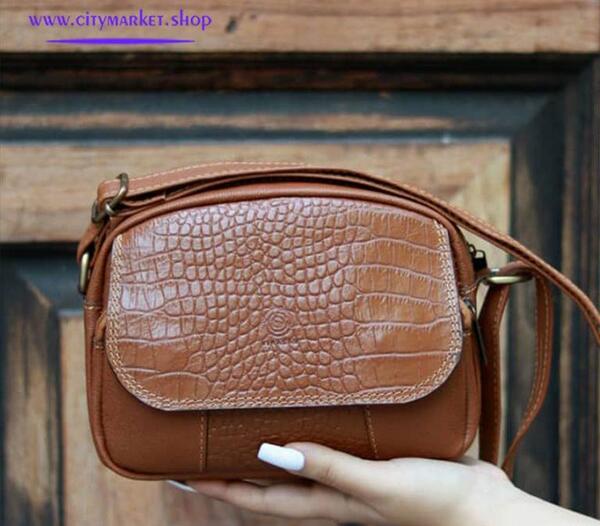 عکس کیف دوشی چرم زنانه