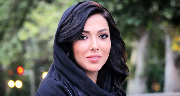 عکس لیلا اوتادی با حجاب