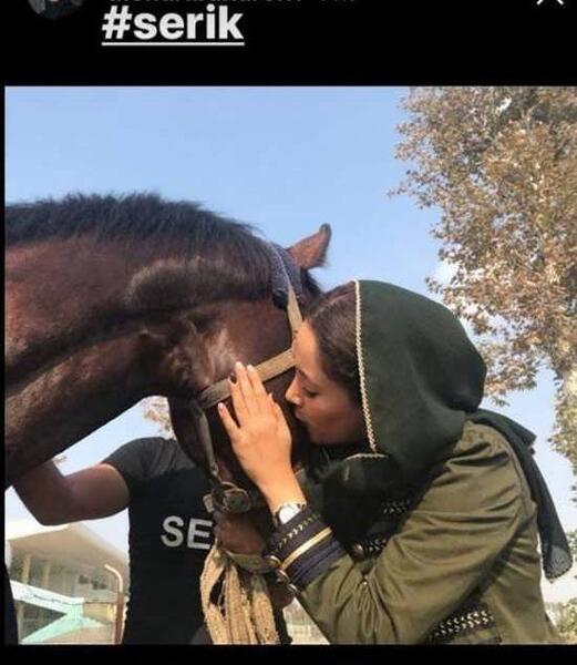 عکس سردار آزمون با بهاره افشاری