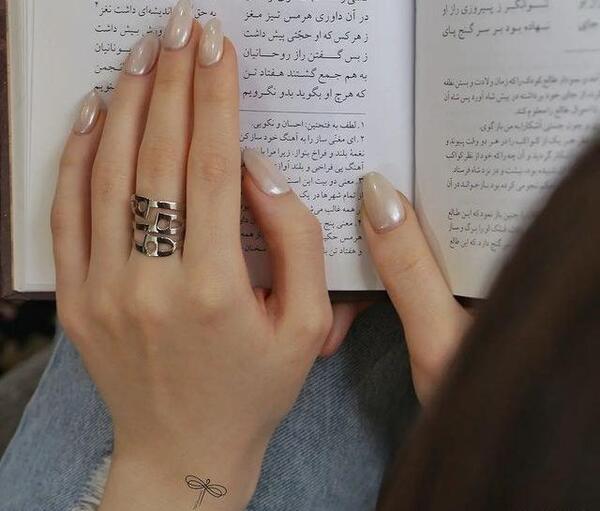 عکس انگشتر تیز