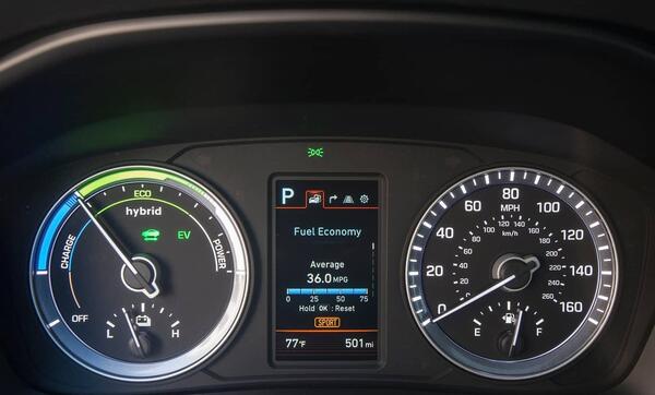 عکس ماشین hyundai sonatahybrid