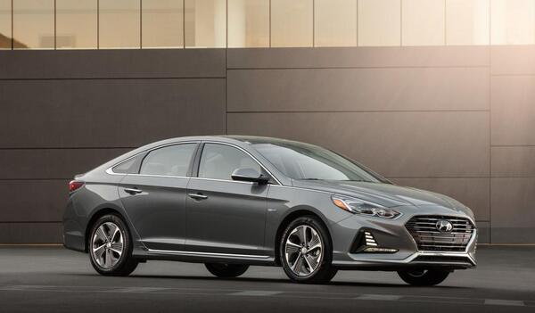 عکس ماشین hyundai sonatahybrid