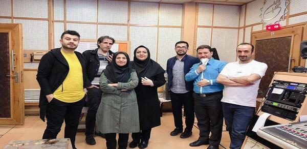 عکس مجری رادیو جوان فاطمه صداقتی
