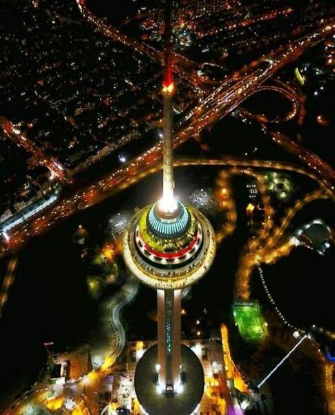 عکس واقعی برج میلاد